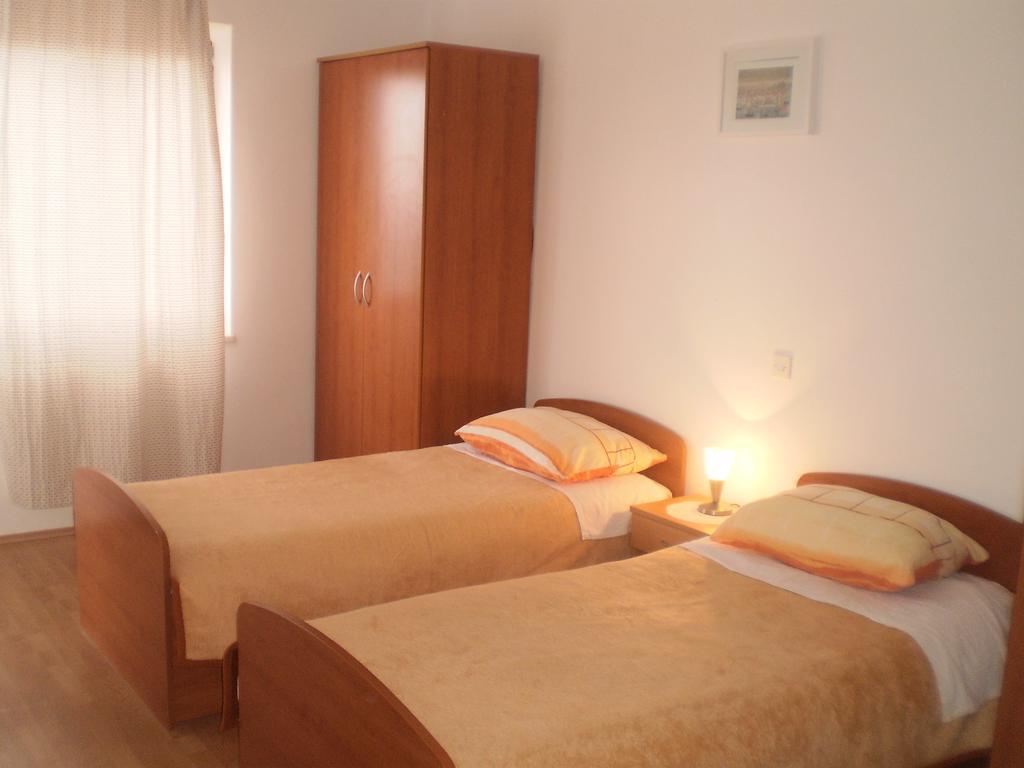 Apartments Kuzman Дубровник Екстериор снимка