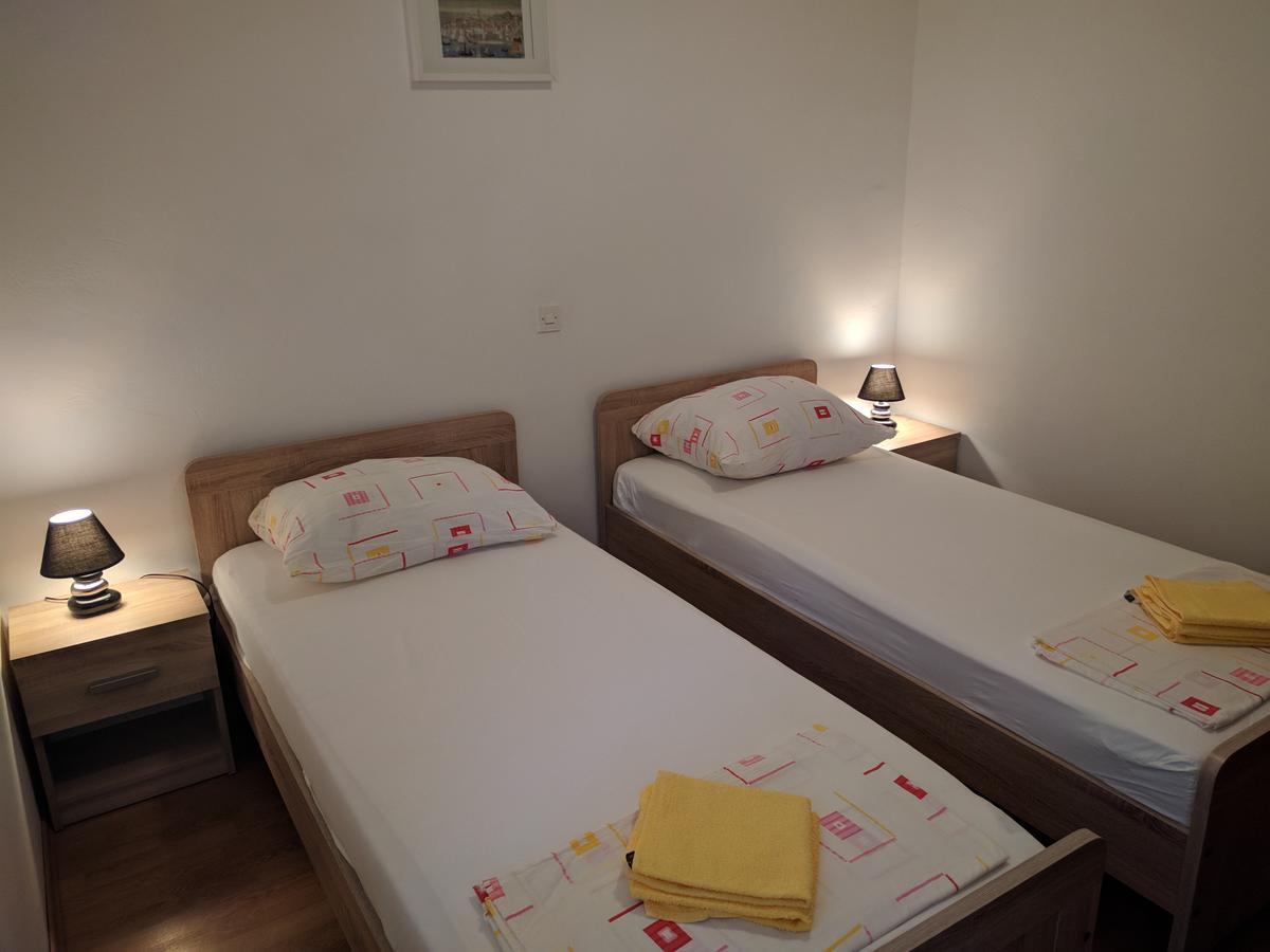 Apartments Kuzman Дубровник Екстериор снимка